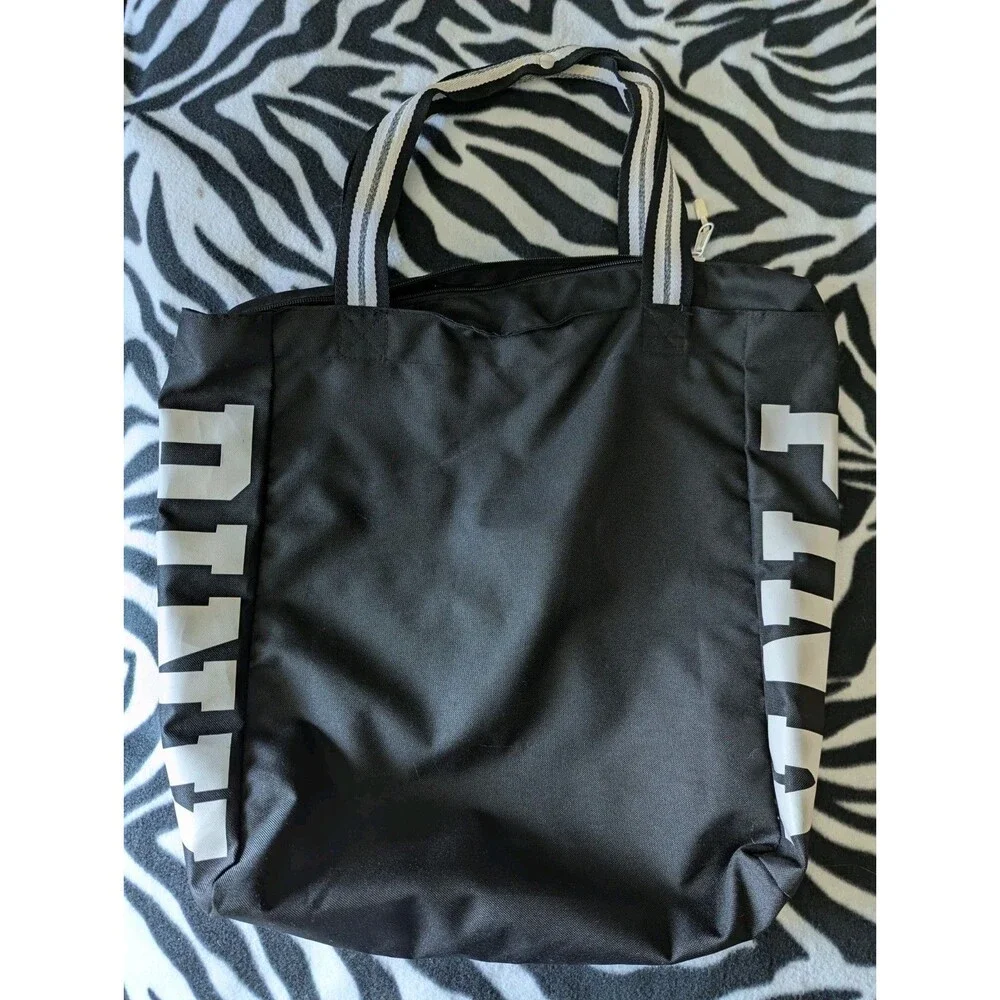 Victoria's Secret PINK Logo w/Dog Black and White Weekender Tote Bag